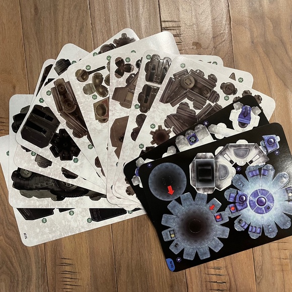 "Star Wars: The Clone Wars" Paper Model-Making Kit Book & Kit - Picture 6 of 11